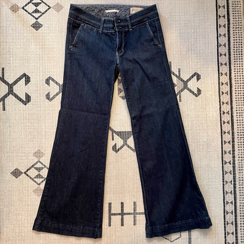 Gap Limited Edition Wide Leg Jean Size 4, 29 inch inseam